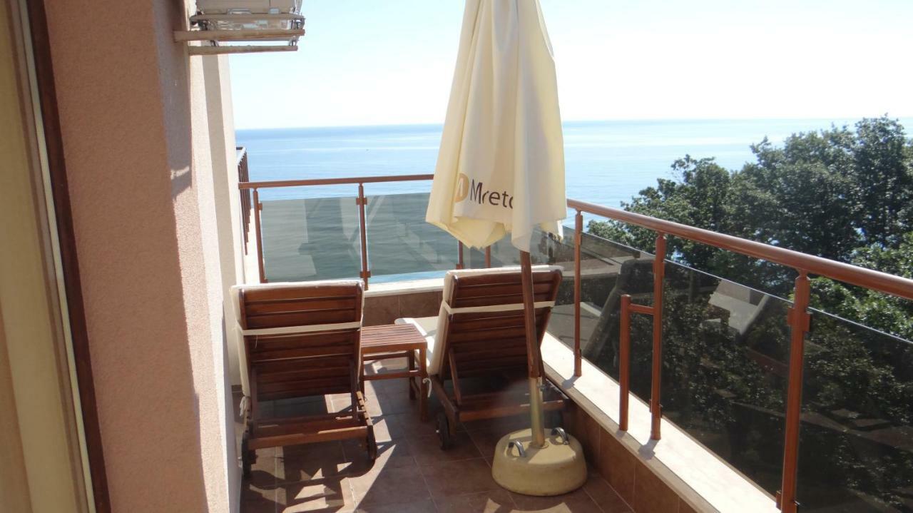 Moreto Seaside Aparthotel Obzor Extérieur photo