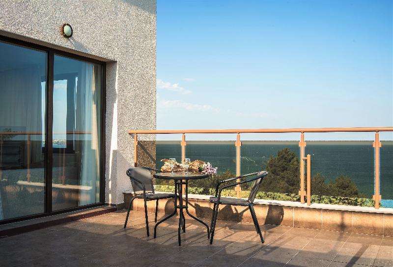 Moreto Seaside Aparthotel Obzor Extérieur photo